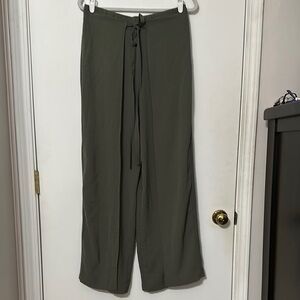 Zara Green Wide Leg Pants for Versatile Style